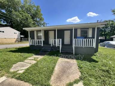 Main picture of 722 Snow St