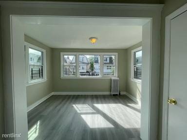 Main picture of 159 N 12th St