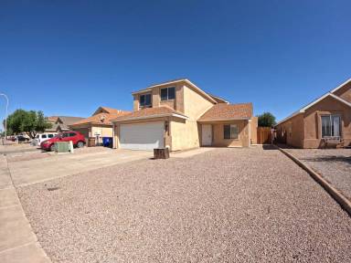 Main picture of 2848 Ancho Ave