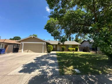 Main picture of 308 Hubert Dr
