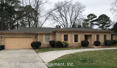 Main picture of 3725 Bow St NE