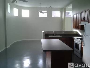 Main picture of 2900 W 40th Pl