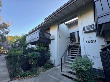 Main picture of 1423 Marchbanks Dr