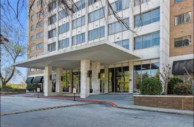 Main picture of Landmark Condominium
