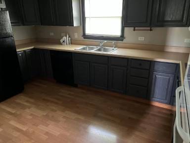 Main picture of 811 W Kent Ave