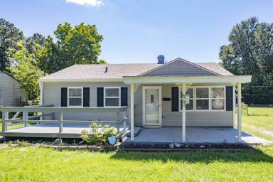 Main picture of 4781 Montgomery Rd
