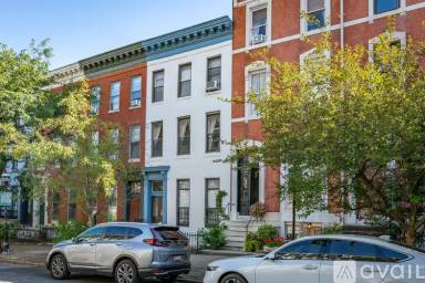 Main picture of 1519 Park Ave