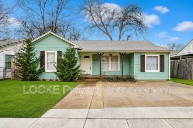 Main picture of 3024 8th Ave