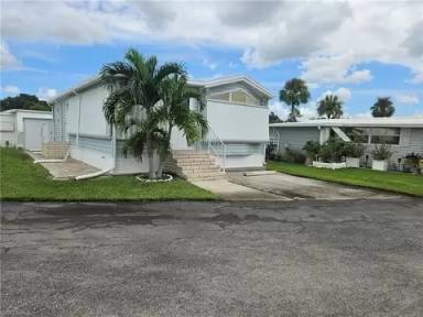 Main picture of 8 Onyx Dr