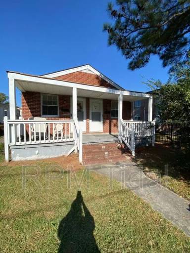 Main picture of 505 Randolph Rd