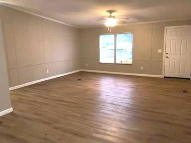 Main picture of 4473 Welch Dr