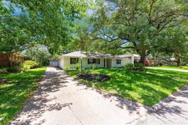 Main picture of 4522 Waycross Dr