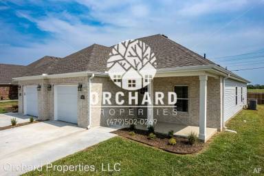 Main picture of 3007 N Conway Dr
