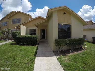 Main picture of 1236 White Pine Dr