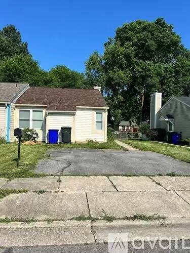 Main picture of 830 Chadwick Cir