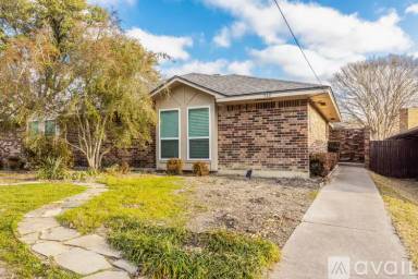 Main picture of 340 Park Brook Dr