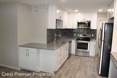 Main picture of 3115 N 69th Pl