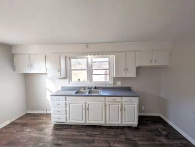 Main picture of 1329 Johnson St