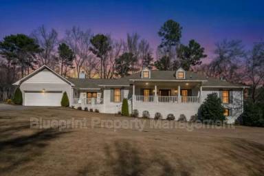 Main picture of 5012 Wendover Dr