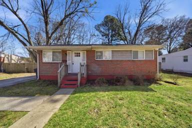 Main picture of 613 Normandy St