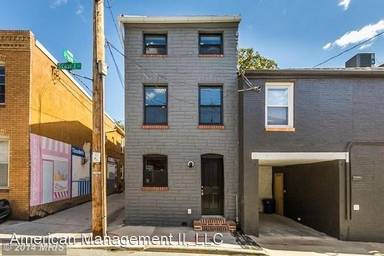 Main picture of 329 S Castle St