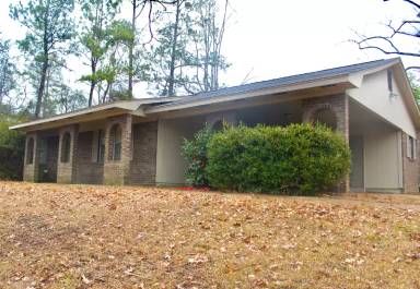 Main picture of 3174 Highway 45 N