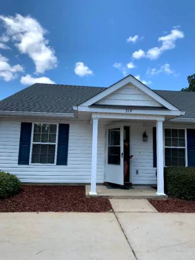 Main picture of 319 Browning Dr