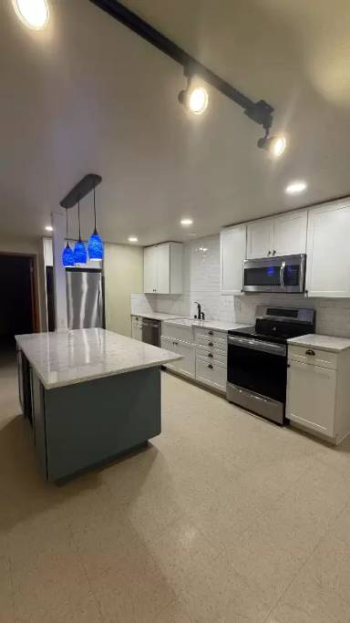 Main picture of 5621 126th St SE
