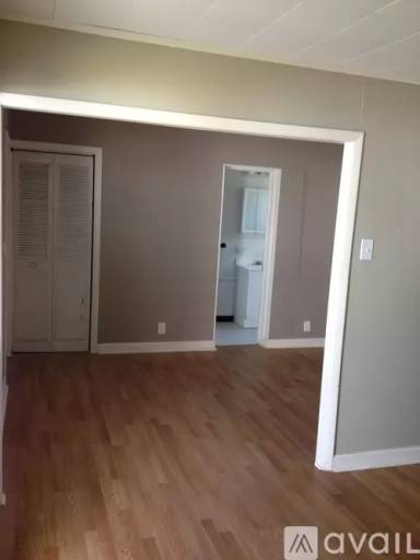 Main picture of 501 Frances Ter