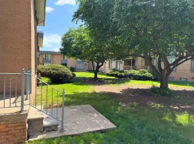 Main picture of 2200 Berkley Ave