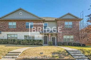Main picture of 1329 Lake Crest Ln