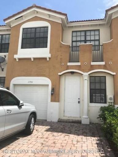 Main picture of 1701 SW Umbria St