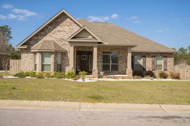 Main picture of 9599 Pebble Stone Dr
