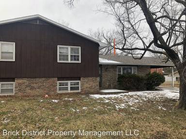 Main picture of 1501 Mills Dr