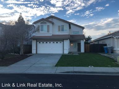 Main picture of 813 Bluewater Dr