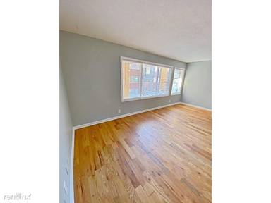 Main picture of 5120 NW Radial Hwy