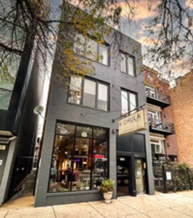 Main picture of 2152 W Division St