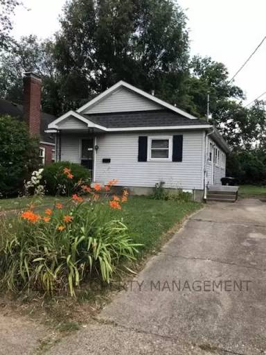 Main picture of 1661 Richmond Dr