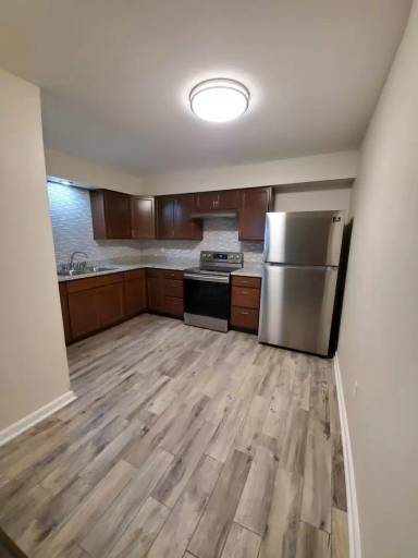 Main picture of 208 Flintridge Dr