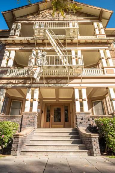 Main picture of 1511 G St