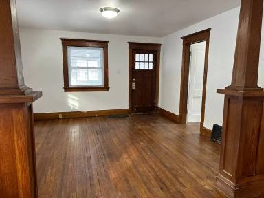 Main picture of 145 W Parker St