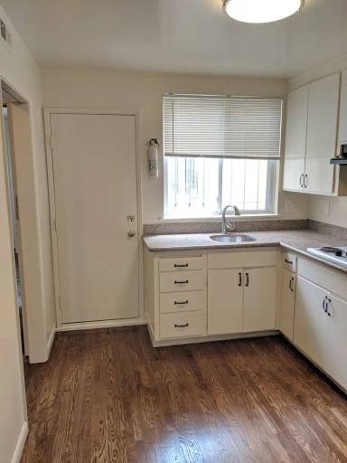 Main picture of 1533 Lincoln Way