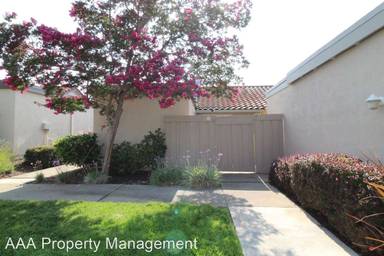 Main picture of 16 Long Creek Cir