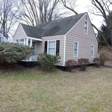 Main picture of 23850 Glenwood St