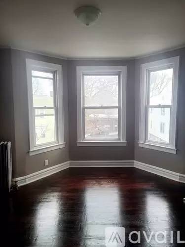Main picture of 16 Lindsley Pl