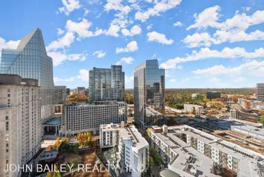 Main picture of Realm Condominiums