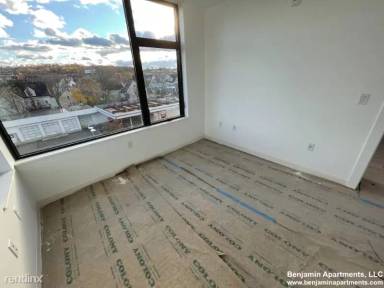 Main picture of 95 Brighton Ave