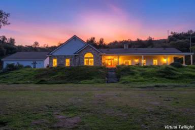 Main picture of 710 Gem Ln