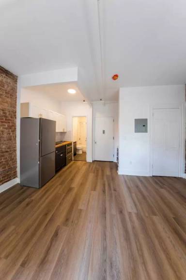 Main picture of 550 W 149th St
