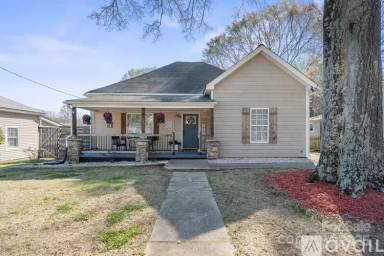 Main picture of 41 Selma Dr